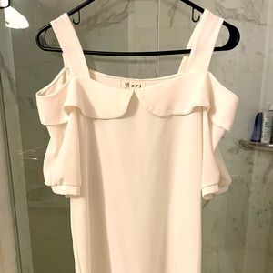 Gorgeous cold shoulder top for vacation